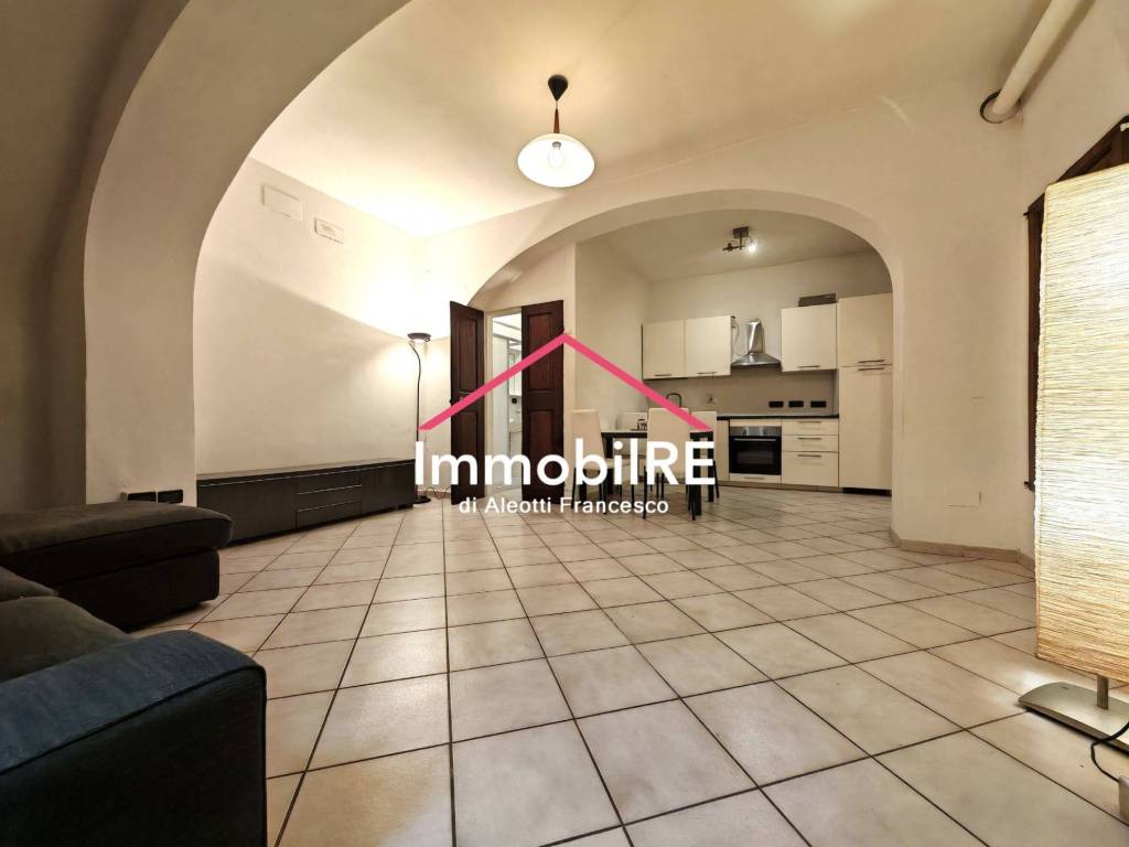 appartamento in affitto a Reggio nell'Emilia in zona Città Storica