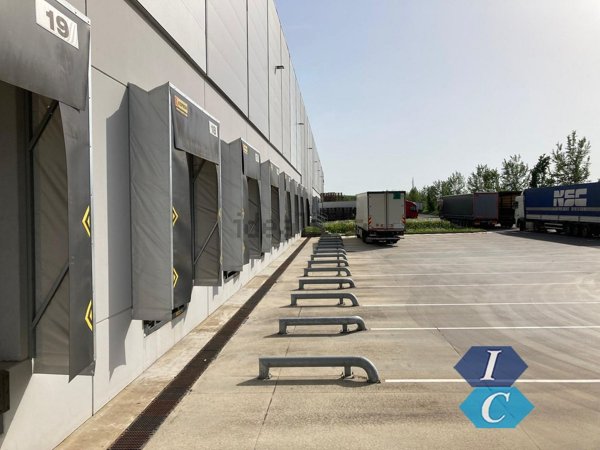 capannone in affitto a Reggio nell'Emilia