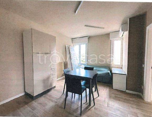 appartamento in affitto a Reggio nell'Emilia in zona Città Storica