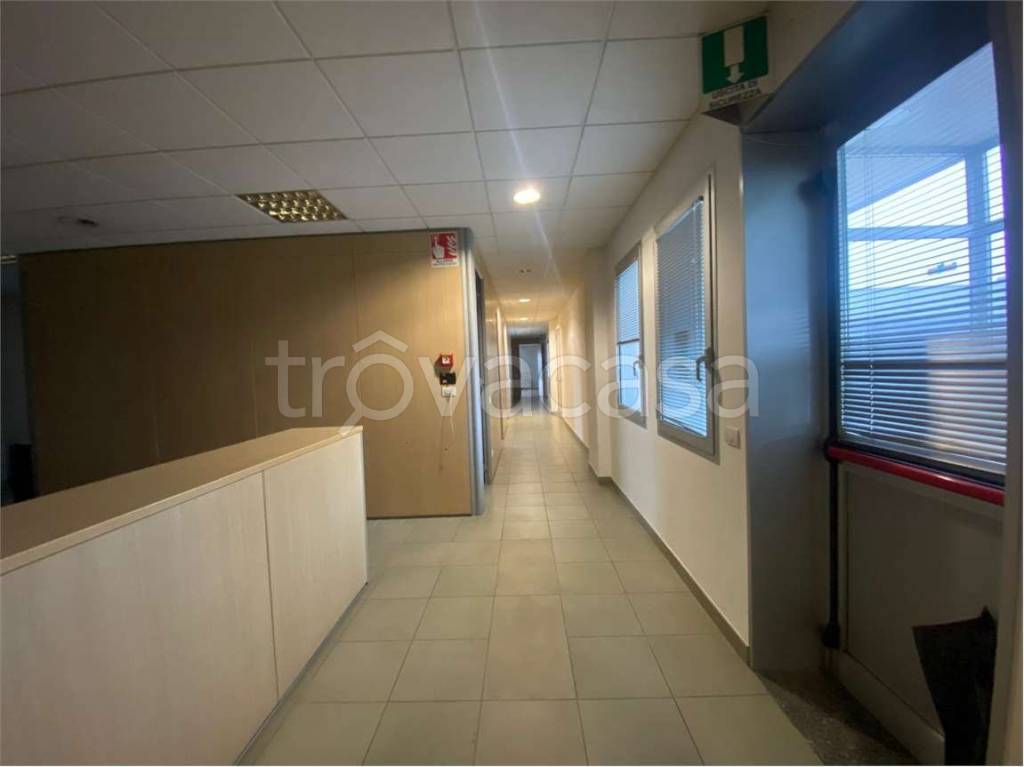 ufficio in affitto a Reggio nell'Emilia in zona Pieve Modolena