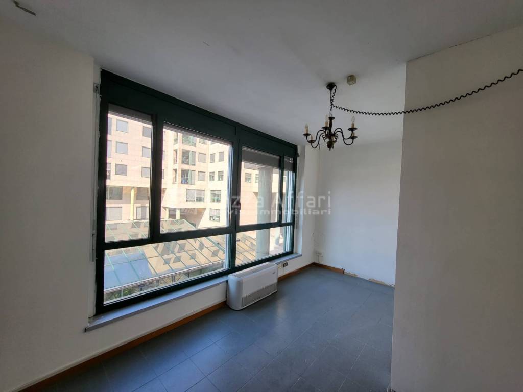 ufficio in affitto a Reggio nell'Emilia in zona Ospizio