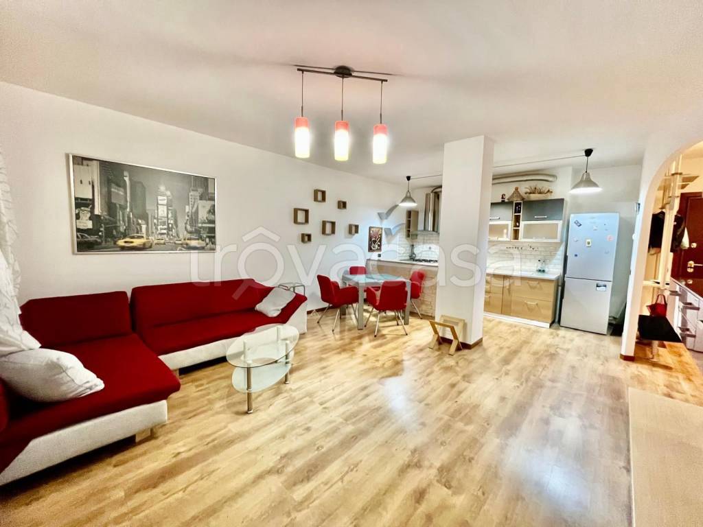 appartamento in affitto a Reggio nell'Emilia in zona Rosta Nuova