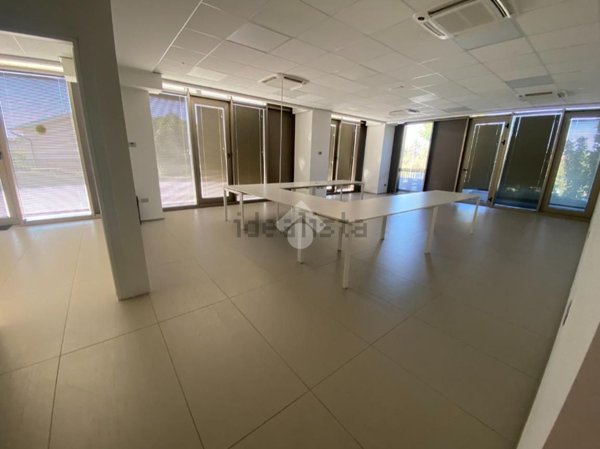 ufficio in affitto a Reggio nell'Emilia in zona Pappagnocca