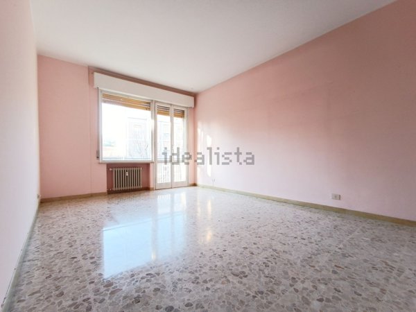 appartamento in affitto a Reggio nell'Emilia in zona Città Storica