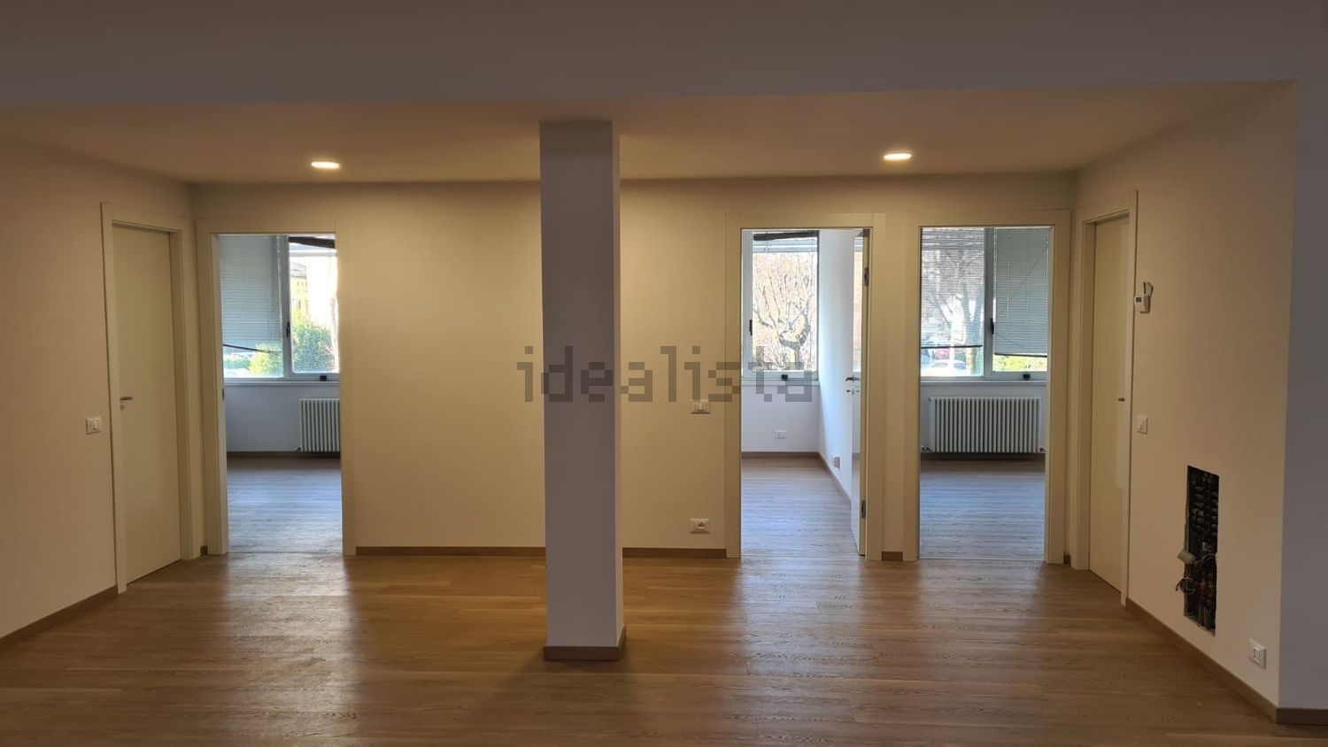 ufficio in affitto a Reggio nell'Emilia in zona Rosta Nuova