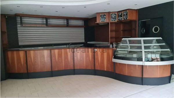 negozio in affitto a Reggio nell'Emilia in zona Mancasale