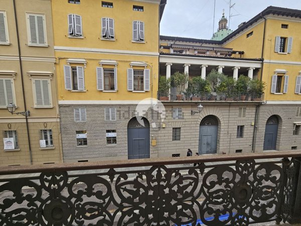 ufficio in affitto a Reggio nell'Emilia in zona Città Storica