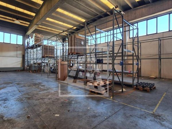 capannone in affitto a Reggio nell'Emilia