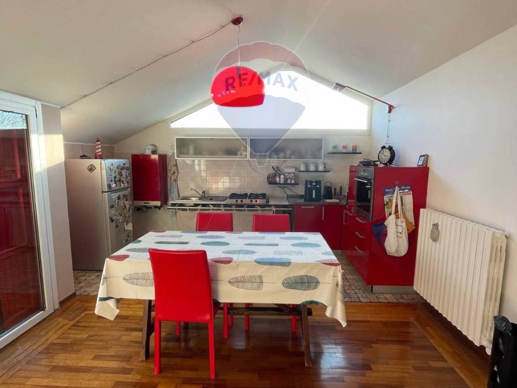 appartamento in affitto a Reggio nell'Emilia in zona Città Storica