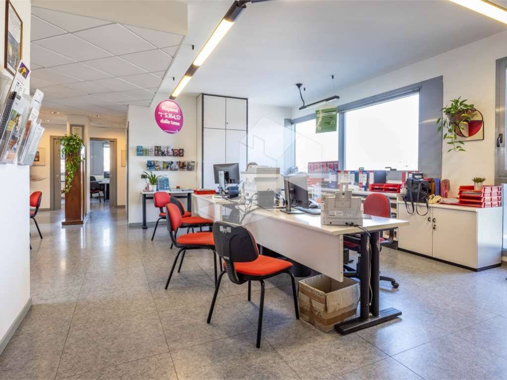 ufficio in affitto a Reggio nell'Emilia in zona Tribunale