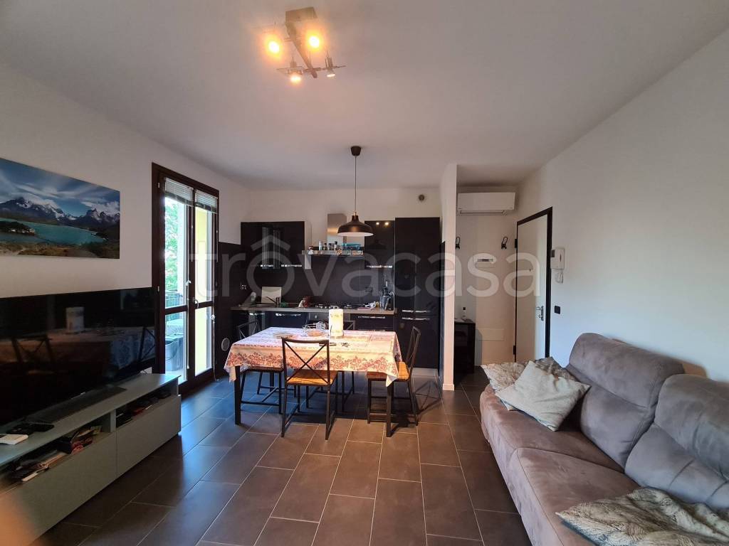 appartamento in affitto a Reggio nell'Emilia in zona Buco del Signore