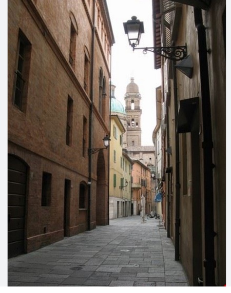 appartamento in affitto a Reggio nell'Emilia in zona Città Storica