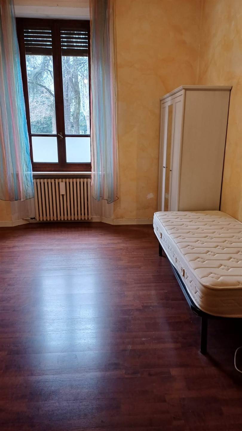 appartamento in affitto a Reggio nell'Emilia in zona Città Storica