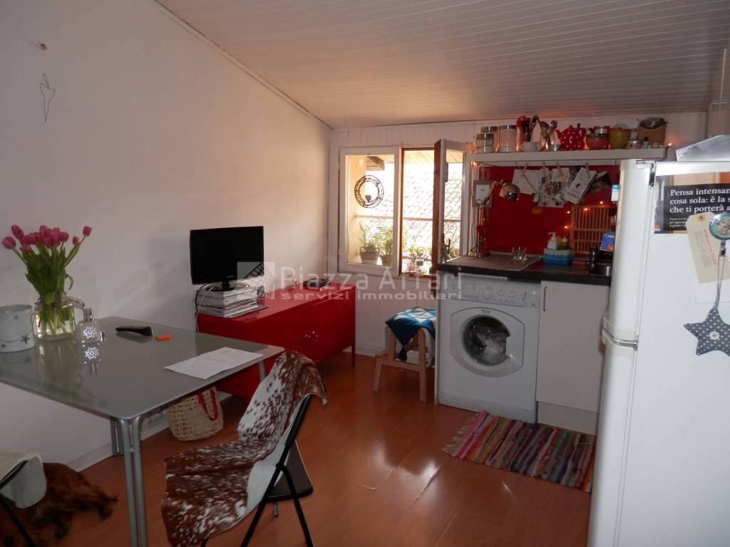 appartamento in affitto a Reggio nell'Emilia in zona Città Storica