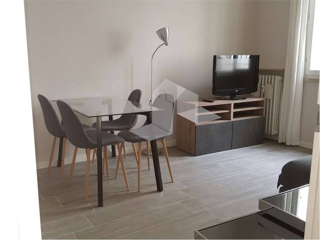 appartamento in affitto a Reggio nell'Emilia in zona Città Storica