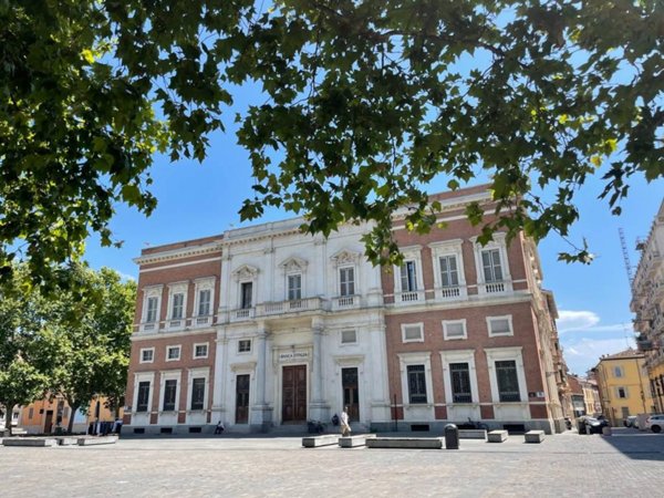 ufficio in affitto a Reggio nell'Emilia in zona Città Storica