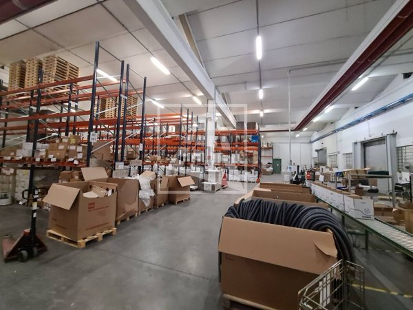 capannone in affitto a Reggio nell'Emilia