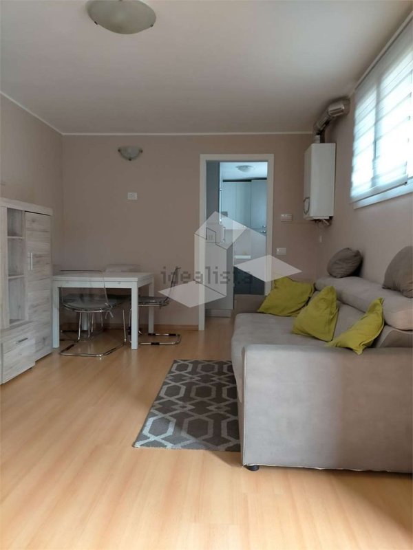 appartamento in affitto a Reggio nell'Emilia in zona Orologio