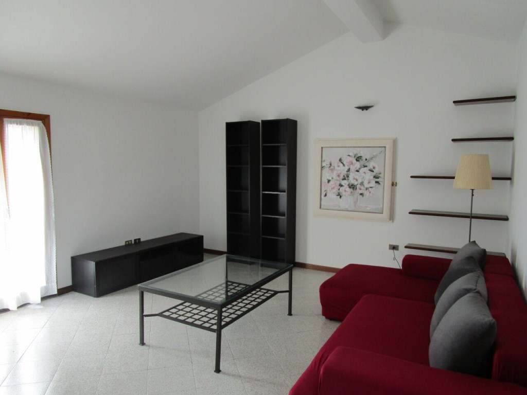 appartamento in affitto a Reggio nell'Emilia in zona Regina Pacis