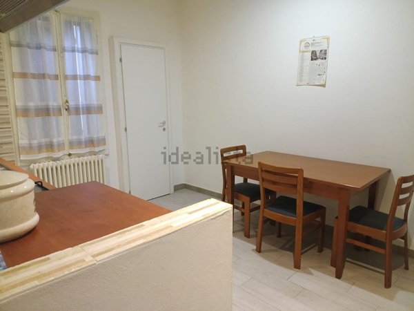 appartamento in affitto a Reggio nell'Emilia in zona Città Storica