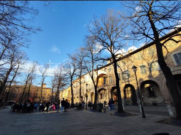 appartamento in affitto a Reggio nell'Emilia in zona Città Storica