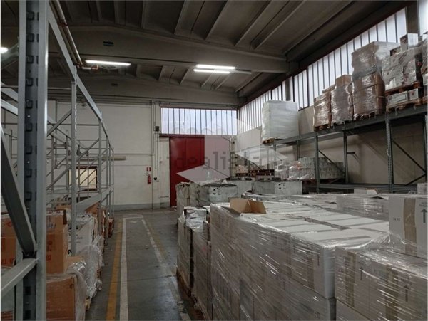 locale di sgombero in affitto a Reggio nell'Emilia in zona Buco del Signore