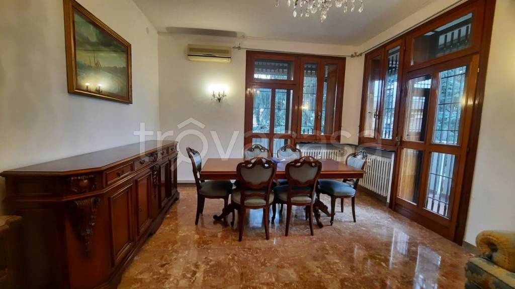 appartamento in affitto a Reggio nell'Emilia