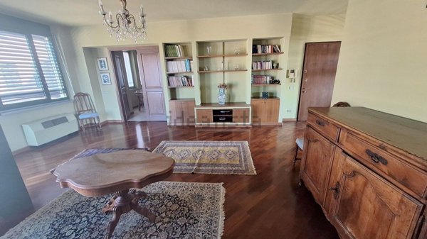 appartamento in affitto a Reggio nell'Emilia in zona Città Storica