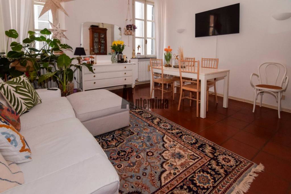 appartamento in affitto a Reggio nell'Emilia in zona Città Storica