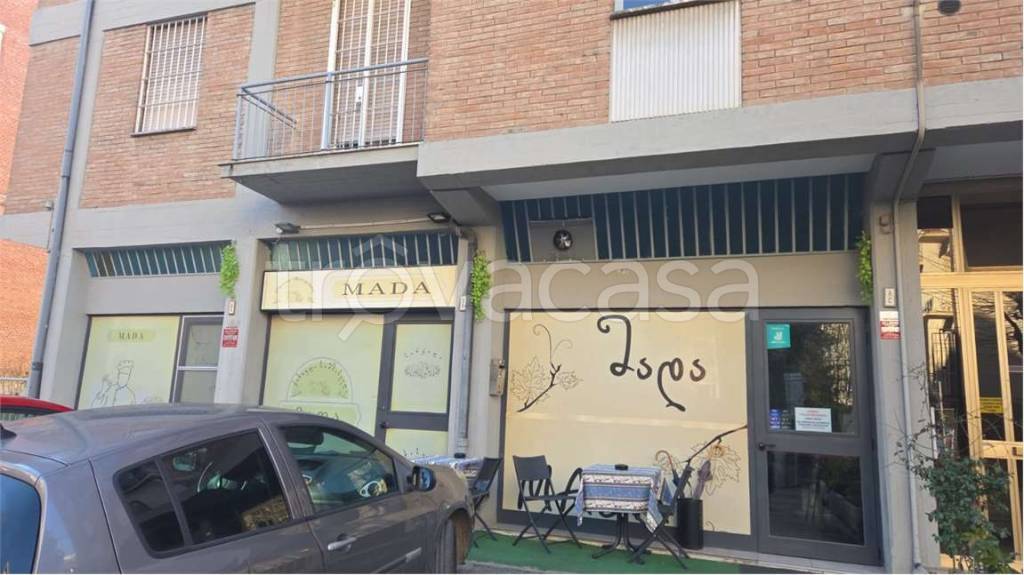 negozio in affitto a Reggio nell'Emilia