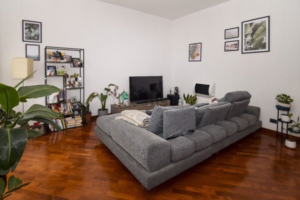 appartamento in affitto a Reggio nell'Emilia in zona Baragalla