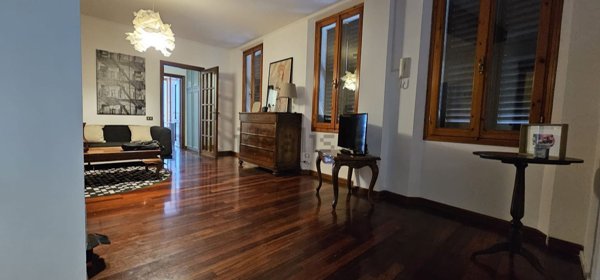 appartamento in affitto a Reggio nell'Emilia in zona Città Storica