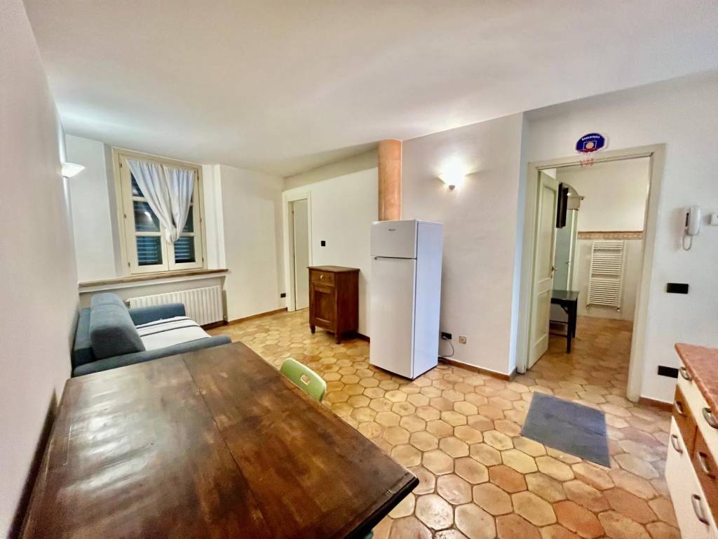 appartamento in affitto a Reggio nell'Emilia in zona Città Storica