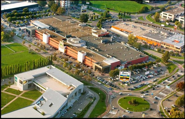 negozio in affitto a Reggio nell'Emilia