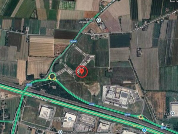 locale commerciale in affitto a Reggio nell'Emilia