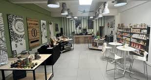 negozio in affitto a Reggio nell'Emilia in zona Città Storica