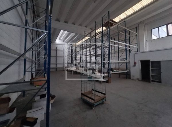 ufficio in affitto a Reggio nell'Emilia in zona Pieve Modolena