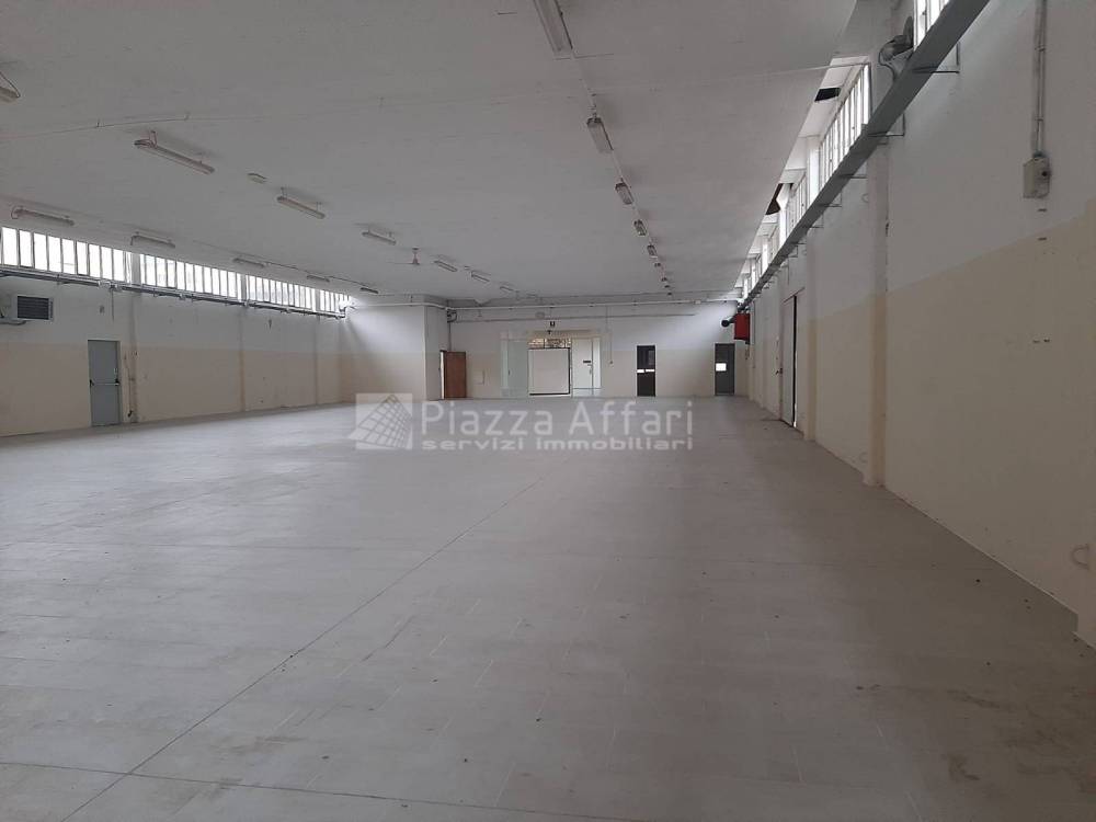 capannone in affitto a Reggio nell'Emilia
