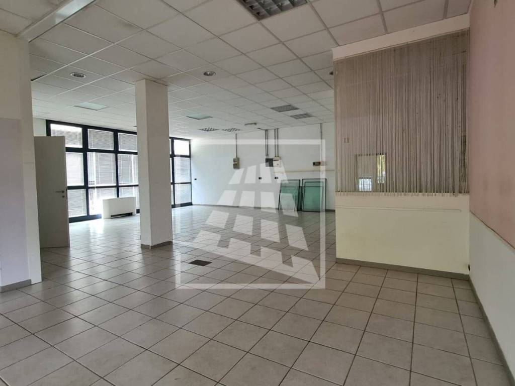 ufficio in affitto a Reggio nell'Emilia in zona San Maurizio