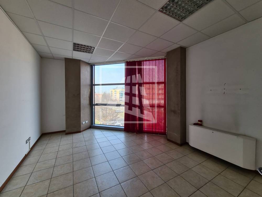 ufficio in affitto a Reggio nell'Emilia in zona Santa Croce