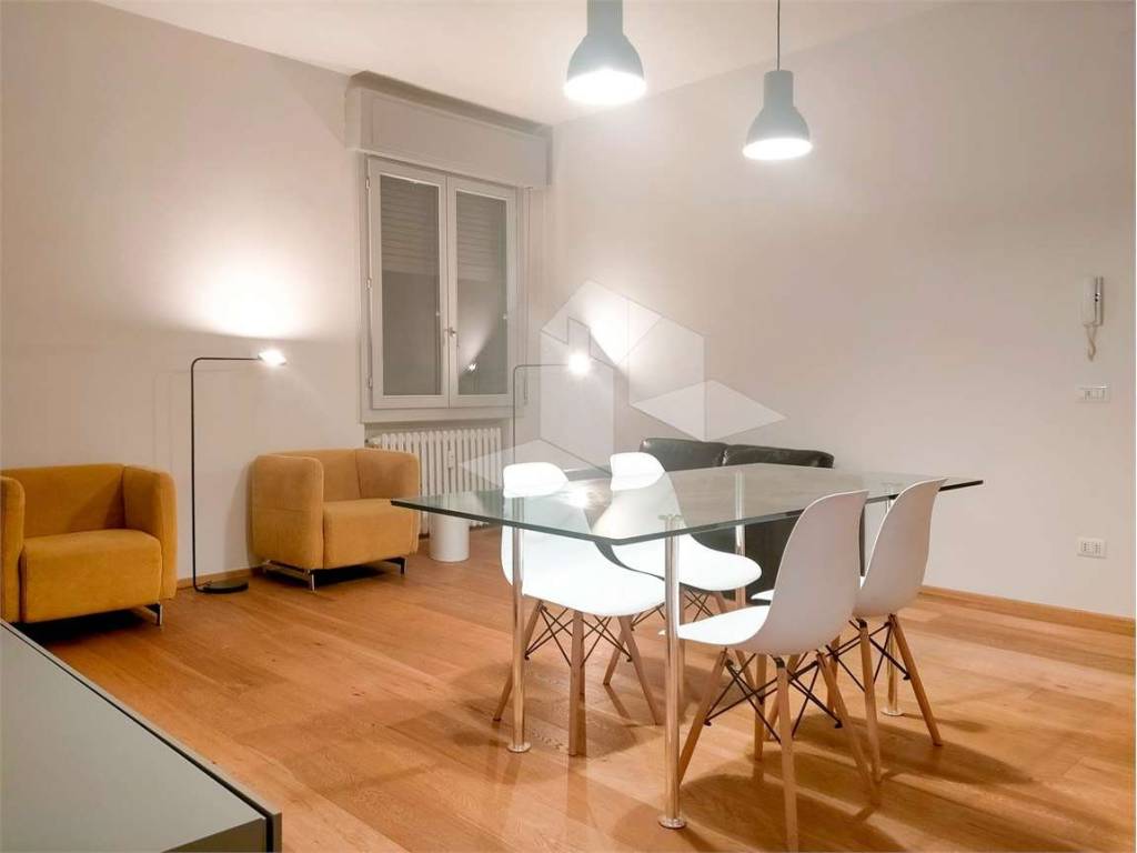 appartamento in affitto a Reggio nell'Emilia in zona Città Storica