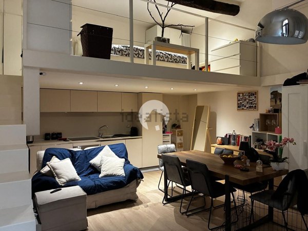 appartamento in affitto a Reggio nell'Emilia in zona Città Storica