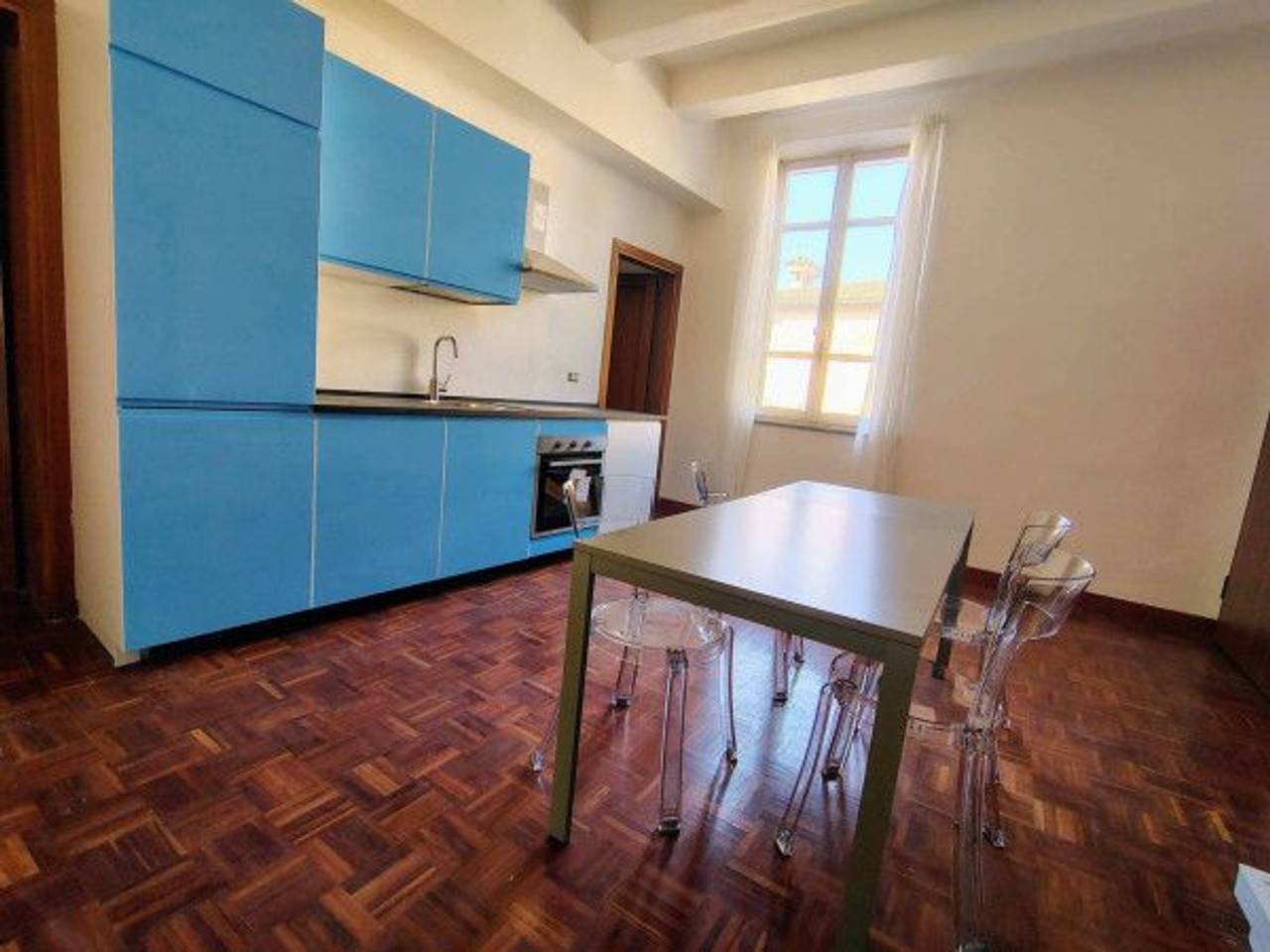 appartamento in affitto a Reggio nell'Emilia in zona Città Storica