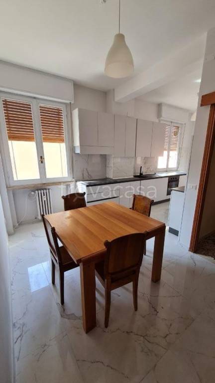 appartamento in affitto a Reggio nell'Emilia in zona Città Storica