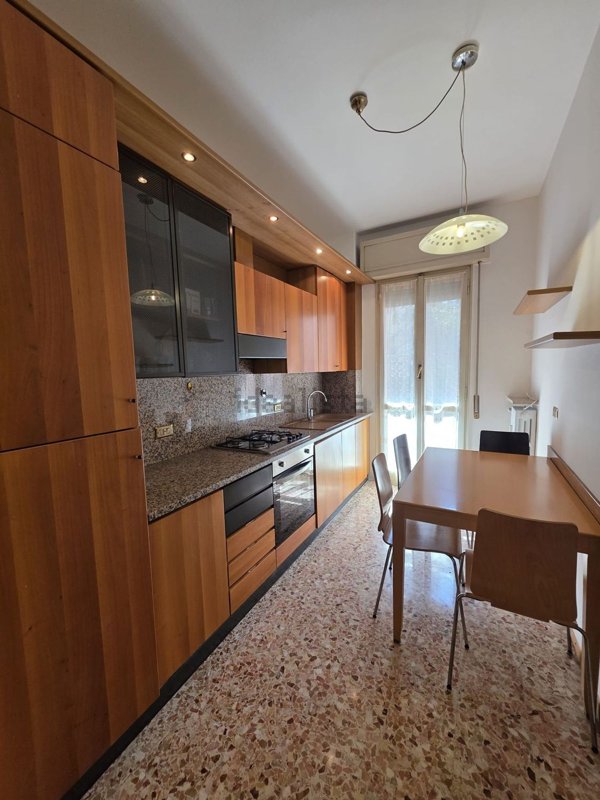 appartamento in affitto a Reggio nell'Emilia in zona Città Storica