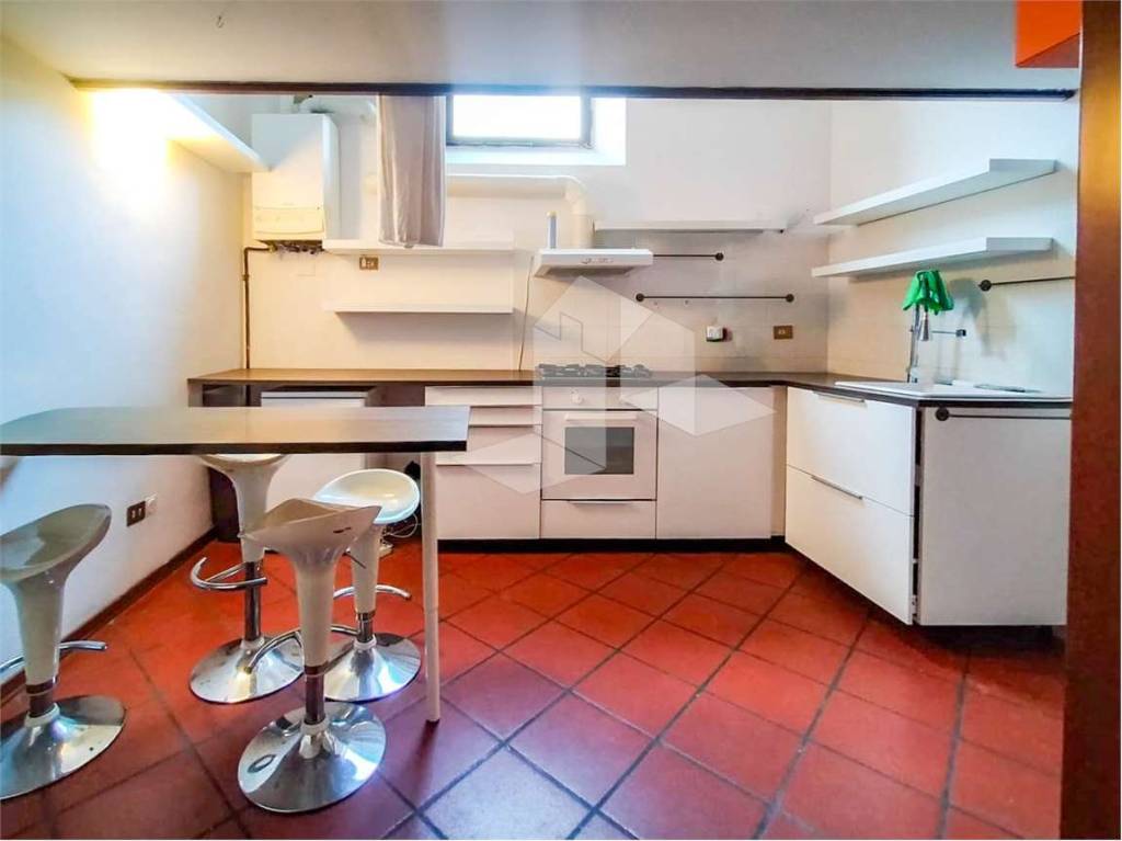 appartamento in affitto a Reggio nell'Emilia in zona Città Storica