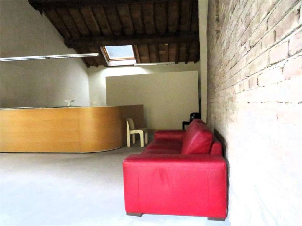 ufficio in affitto a Reggio nell'Emilia in zona Città Storica