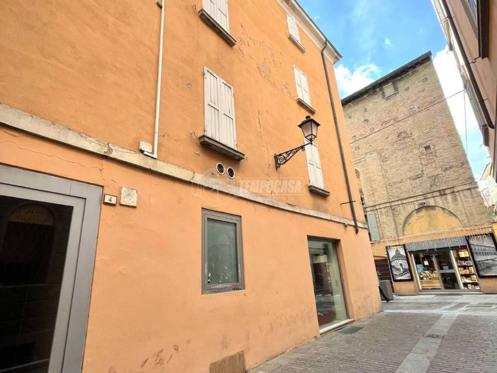 ufficio in affitto a Reggio nell'Emilia in zona Città Storica