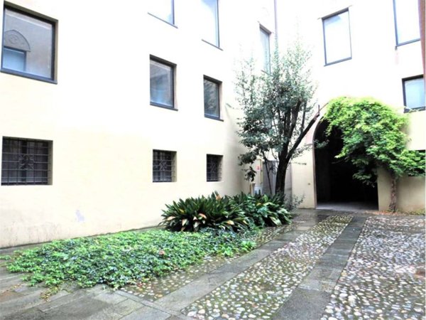 ufficio in affitto a Reggio nell'Emilia in zona Città Storica