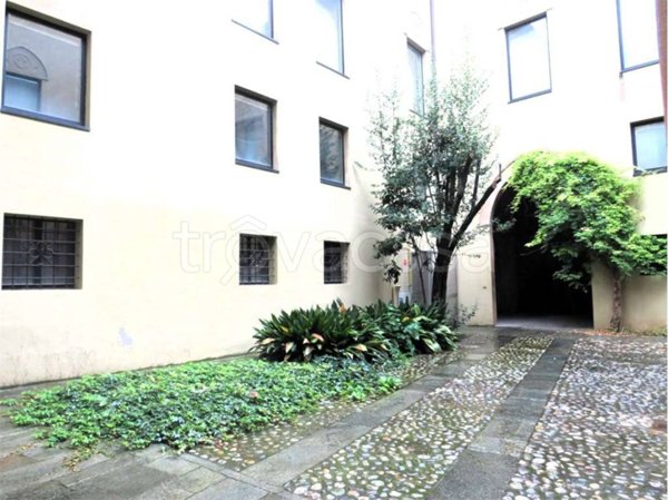 ufficio in affitto a Reggio nell'Emilia in zona Città Storica